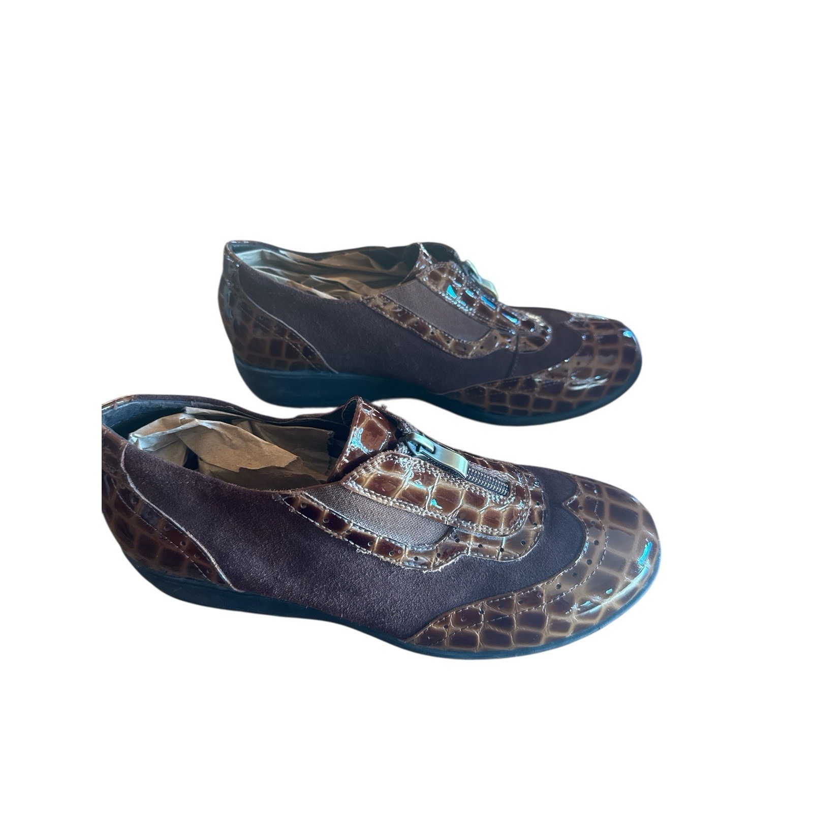 Defying Gravity Brown Patent Leather Croc Suede Woman's Size 9.5 Zip Up Shoes — image 2 of 8